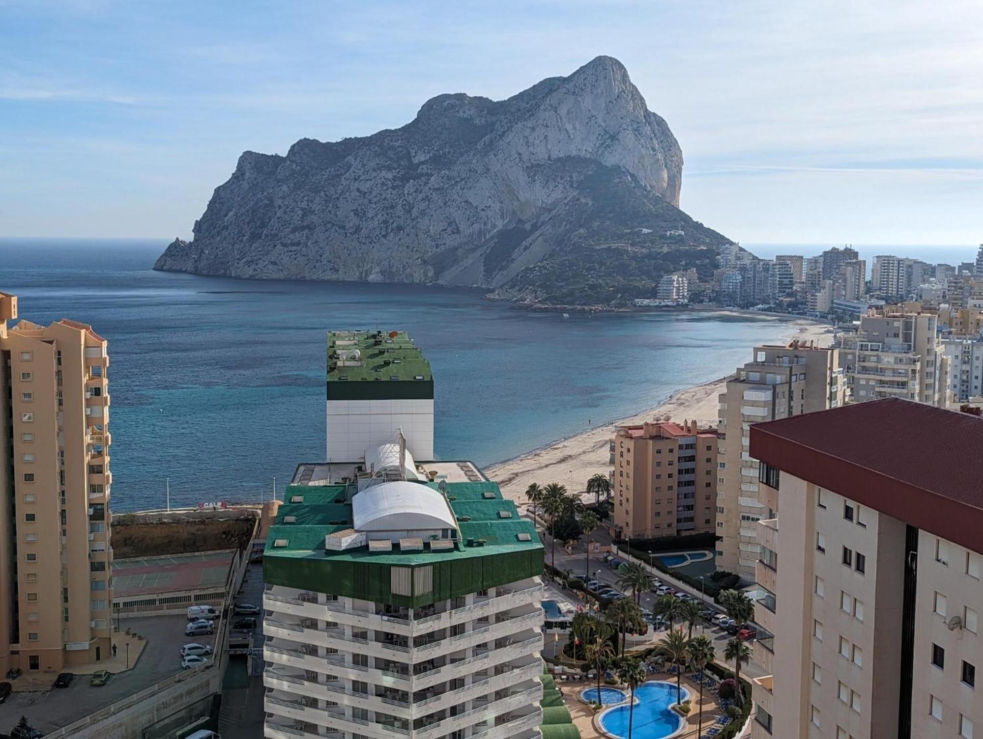 100 M From Fossa Beach In Calpe Exterior photo